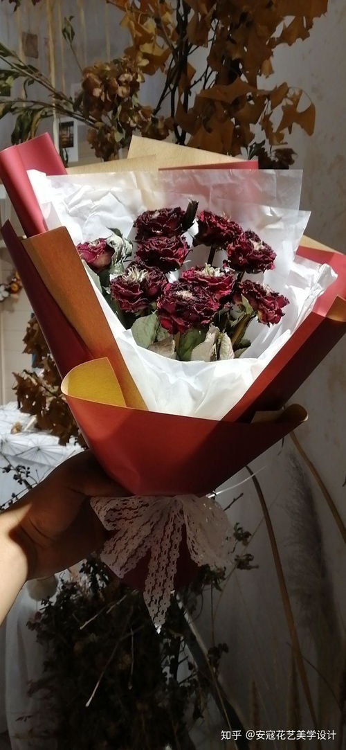 指尖上的星钻 那束未经修饰的溢彩流光
